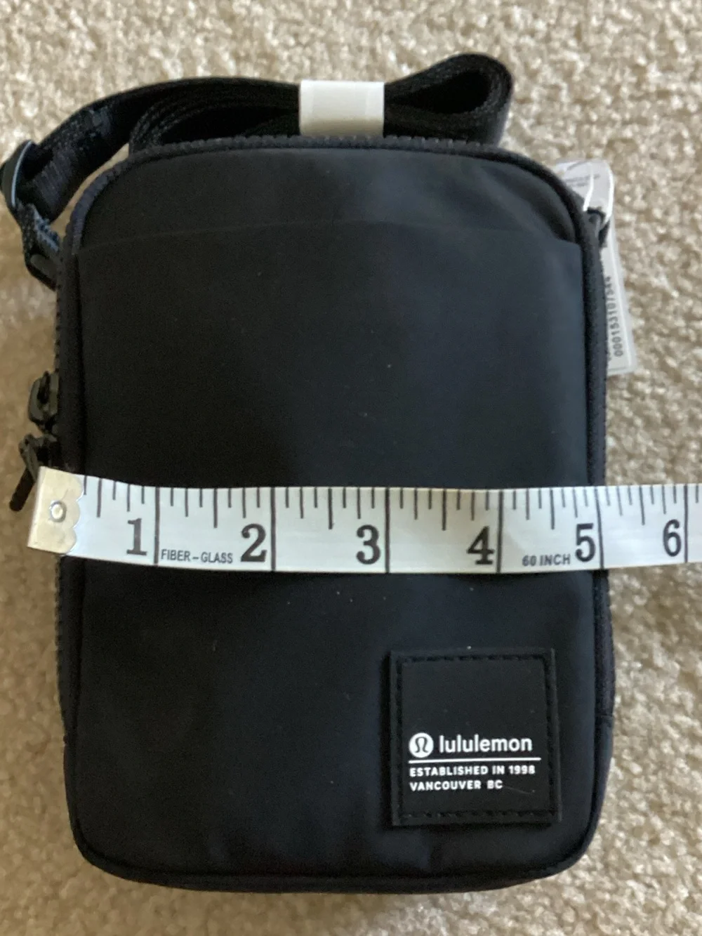 lululemon athletica Black Compact Easy Access Crossbody - Picture 6 of 6